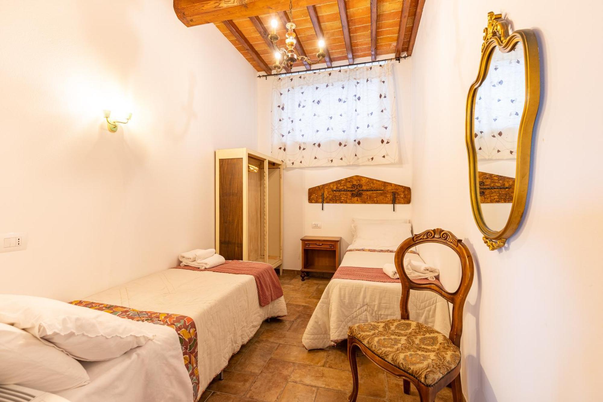 Agriturismo Il Casato Mag-Il Vaglio 皮恩扎 外观 照片