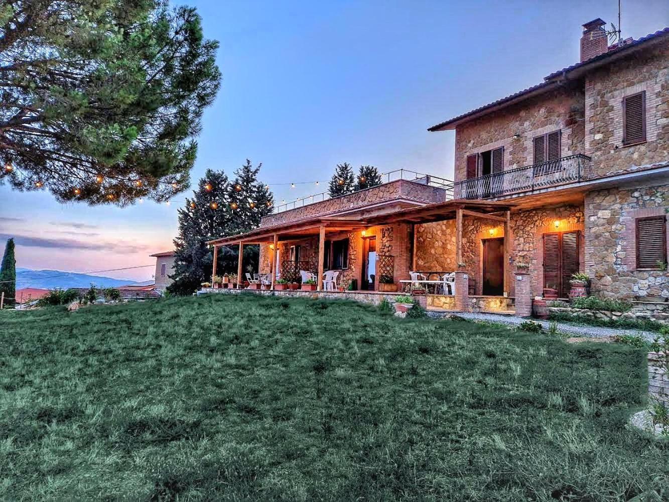 Agriturismo Il Casato Mag-Il Vaglio 皮恩扎 外观 照片