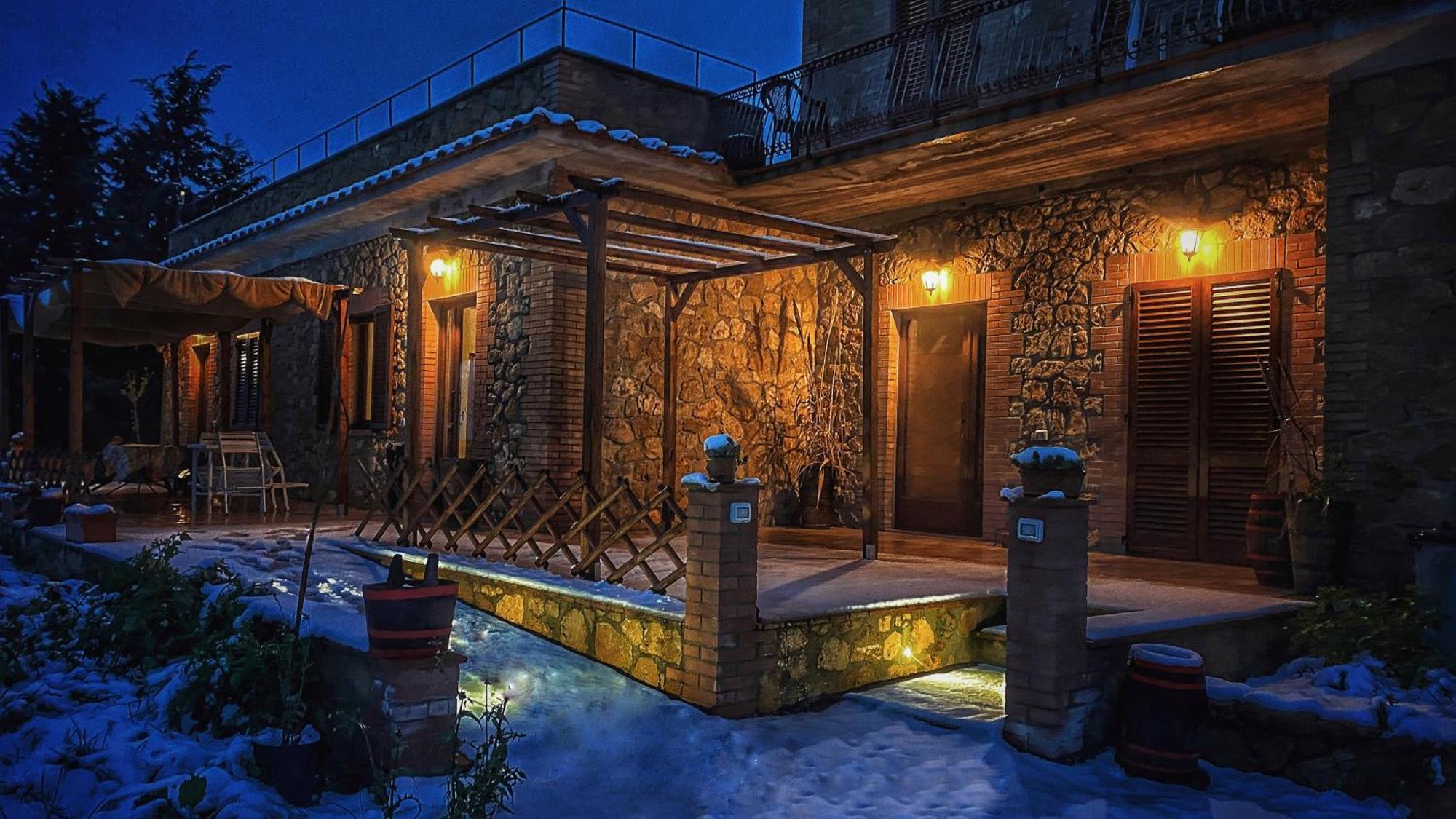 Agriturismo Il Casato Mag-Il Vaglio 皮恩扎 外观 照片